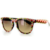 "Boomerang" Wayfarer Sunglasses with Mod Retro Frames for Stylish Men and Women
